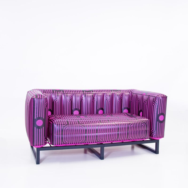 Sofa YOMI Leuchtend "OPEN BAR PINK" by Society...