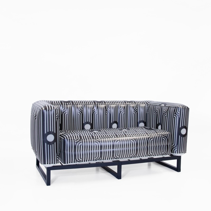 Sofa YOMI Leuchtend "OPEN BAR" by Society of...